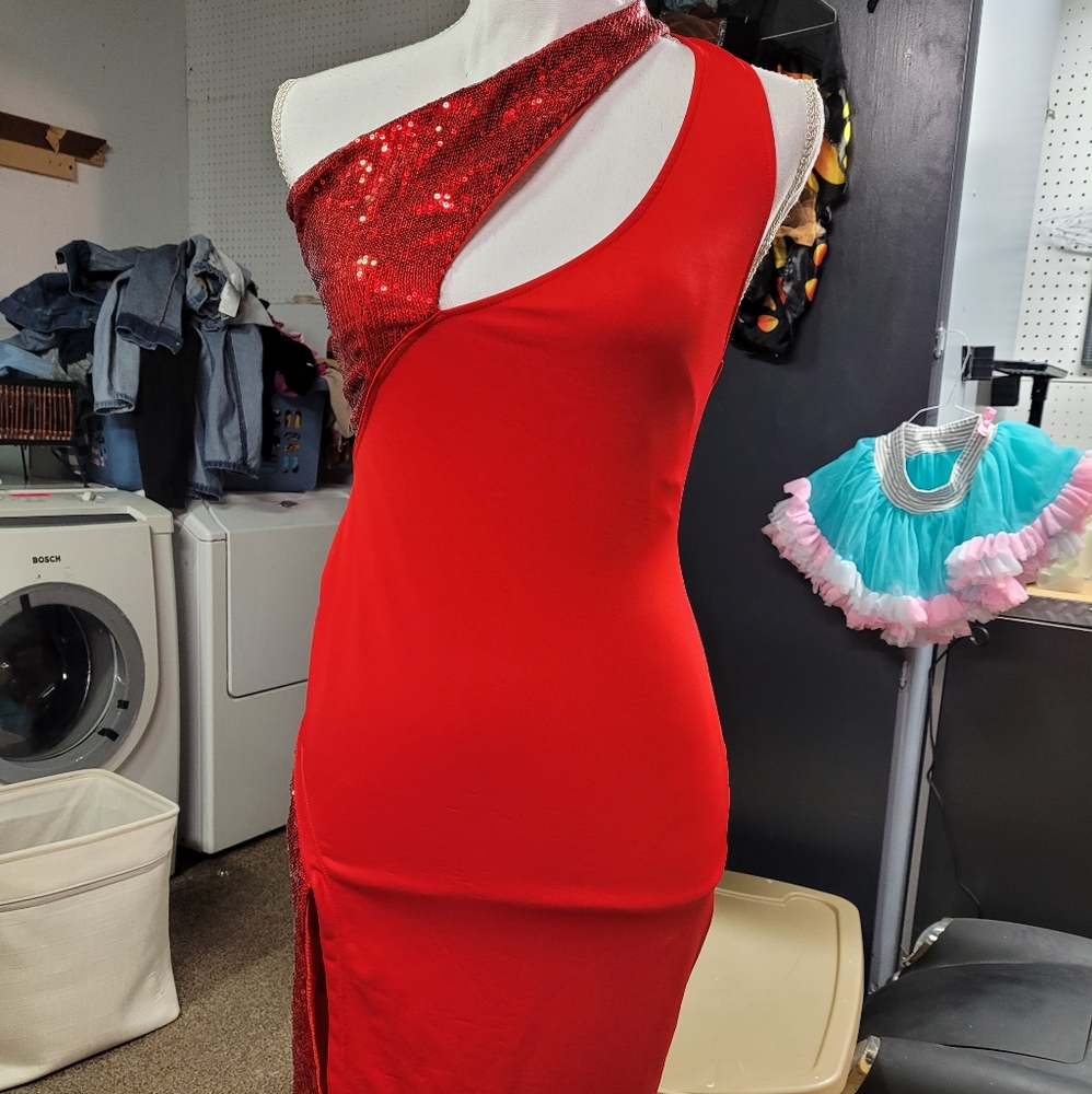 Sexy Red Midi Side slit dress